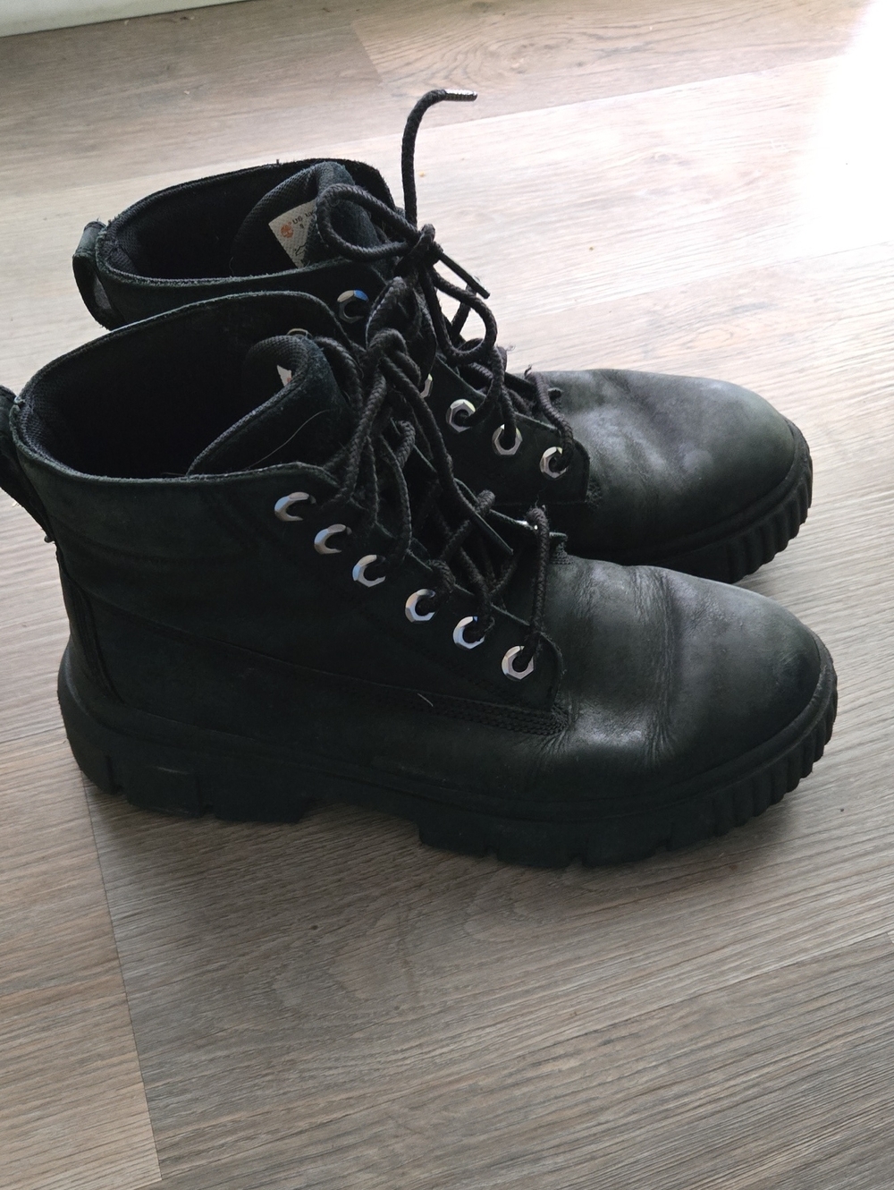 Timberland Black Lace-Up Women's Boots